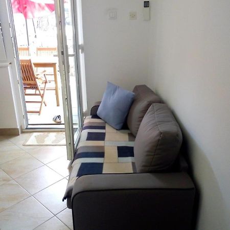 Apartman Leo Nečujam Dış mekan fotoğraf